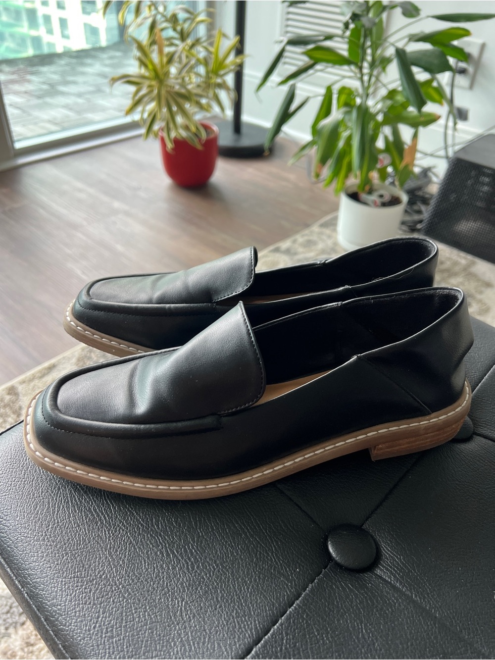 Dolce Vita Women's Crashback Loafer - Picture 2 of 8